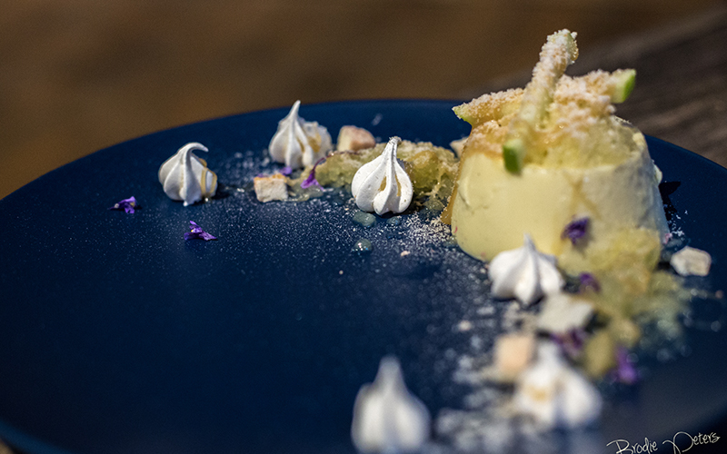 Panna cotta with tiny meringues