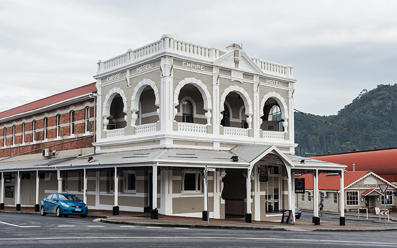 Empire Hotel in Queenstown