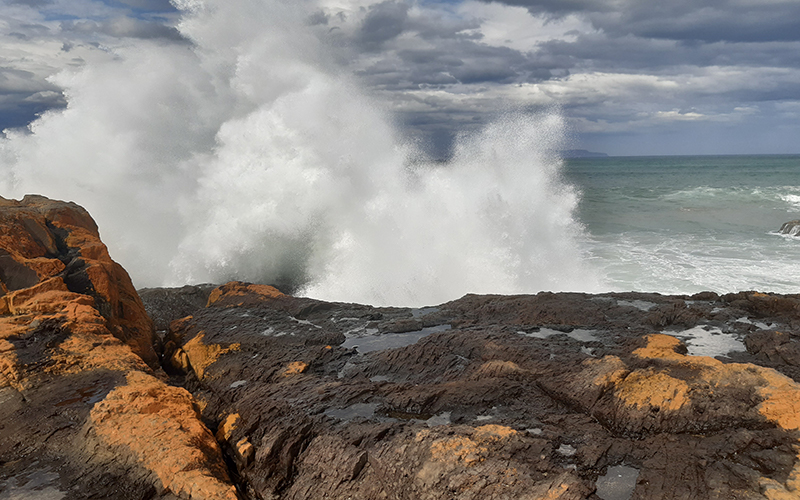 Waves crashing at Spiky Beach