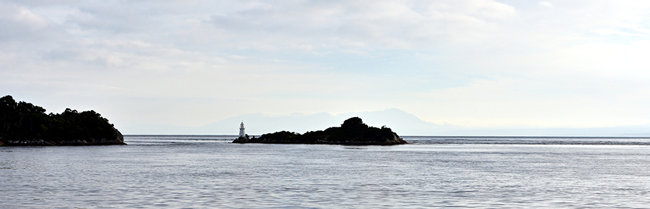 Lighthouse at Hells Gates, Macquarie Harbour
