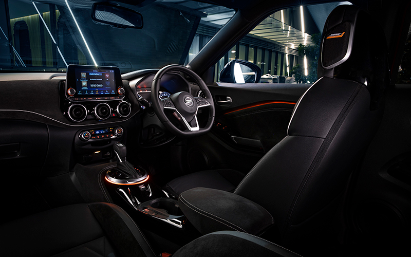 Front interior of Nissan Juke